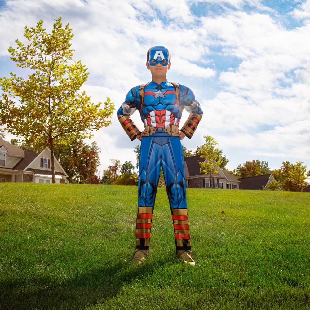 Kids Captain America costume / shop it <a href=https://www.halloweencostumes.com/captain-america-steve-rogers-boys-costume.html>here</a>