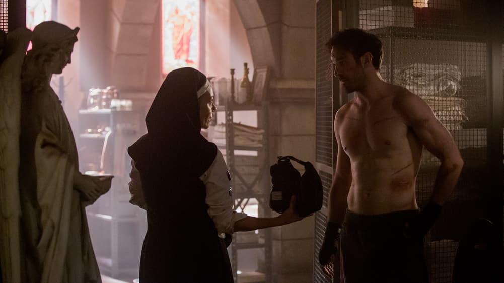 Joanne Whalley as Sister Maggie and Charlie Cox as Matt Murdock in "Marvel's Daredevil" Season 3