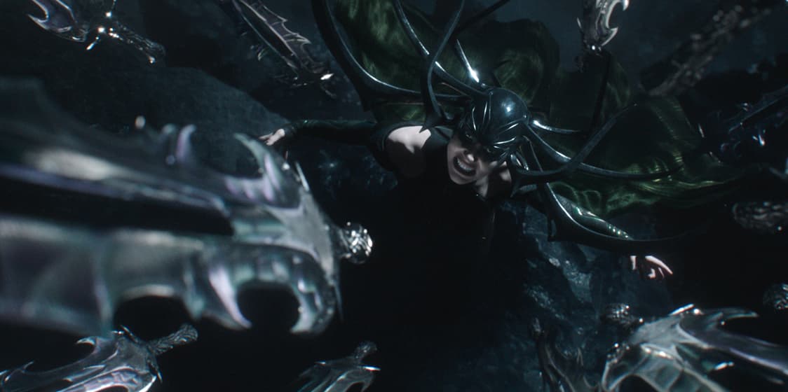 1 Important MCU Detail Suggests Hela Didn't Actually Wield Mjolnir In Thor:  Ragnarok