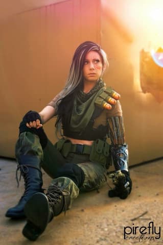 Alyson Ridge AKA AlyCat Cosplay as Cable