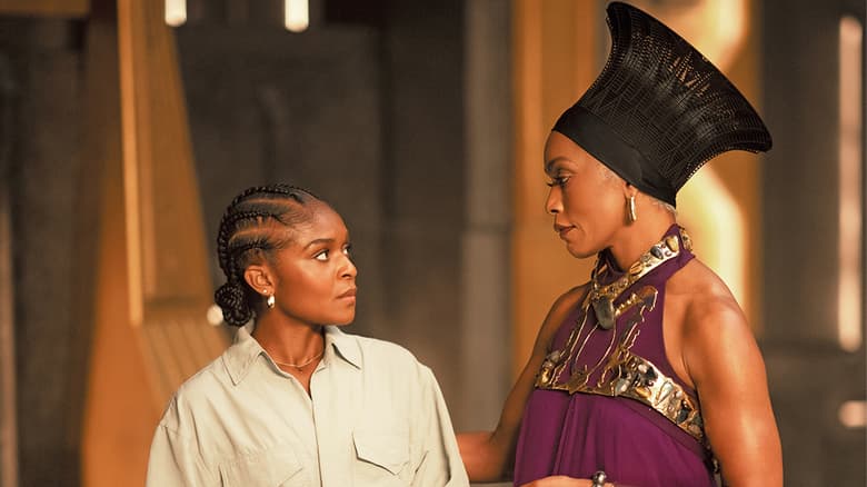 'Black Pather: Wakanda Forever' with Angela Bassett 
