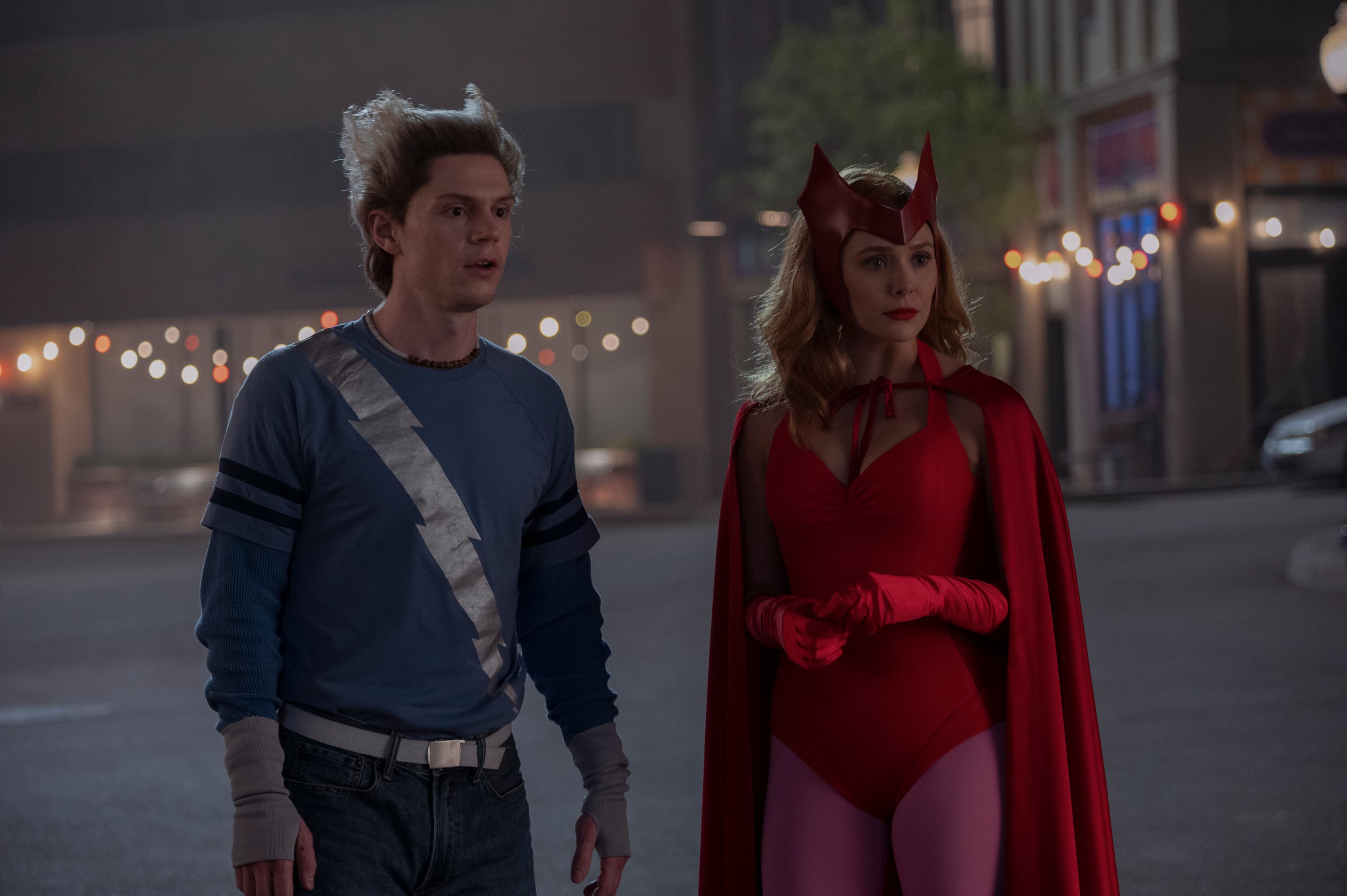 Scarlet Witch' #1 First Look Shows Off Wanda's New Costume