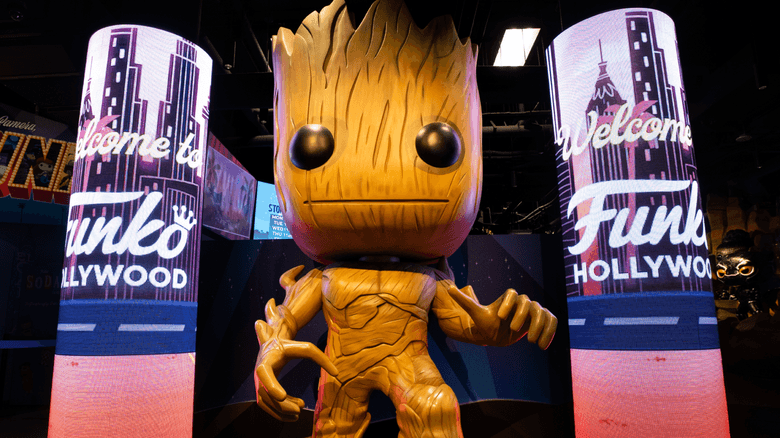 Funko Pop! Marvel Guardians of the Galaxy Groot 18 Inch Flocked