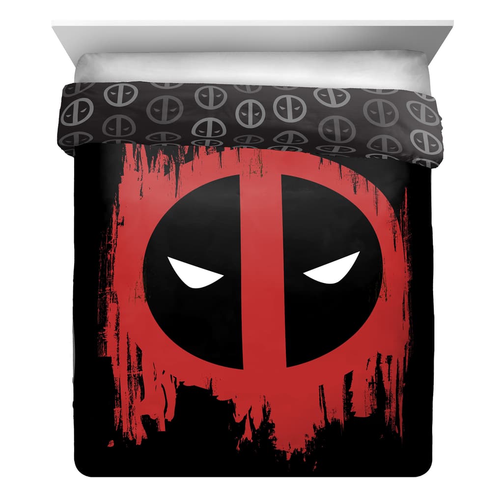 Deadpool Full/Queen Reversible Comforter