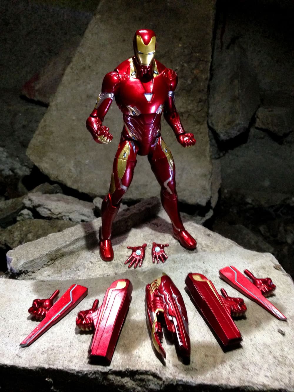 Iron man marvel on sale select mark 50