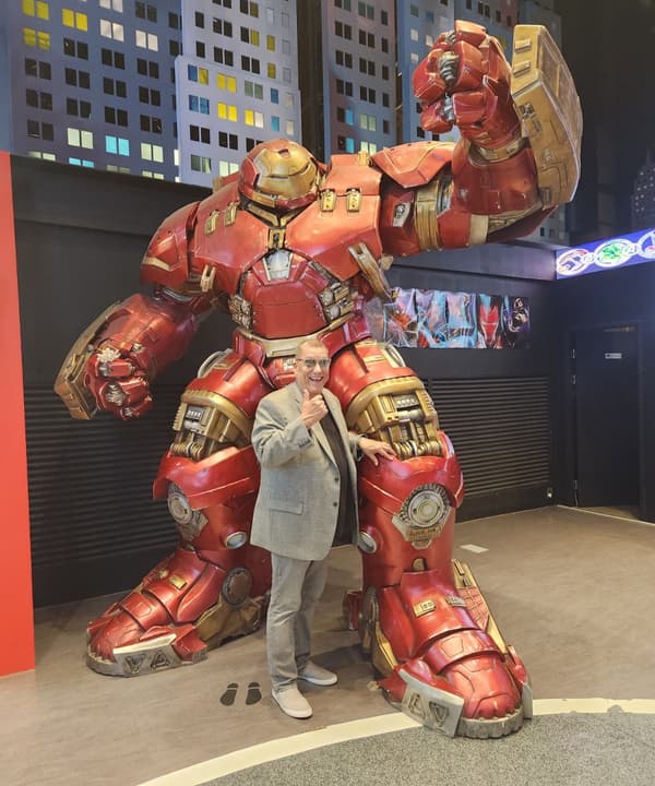Bob Layton with Hulkbuster Armor Iron Man