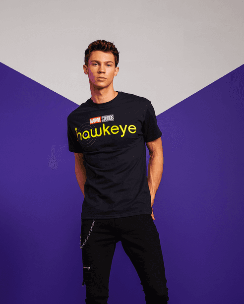 Hawkeye Yellow Logo T-Shirt  t-shirt / shop it<a href=https://www.heruniverse.com/product/marvel-hawkeye-logo-yellow-t-shirt/17022371.html> here </a>