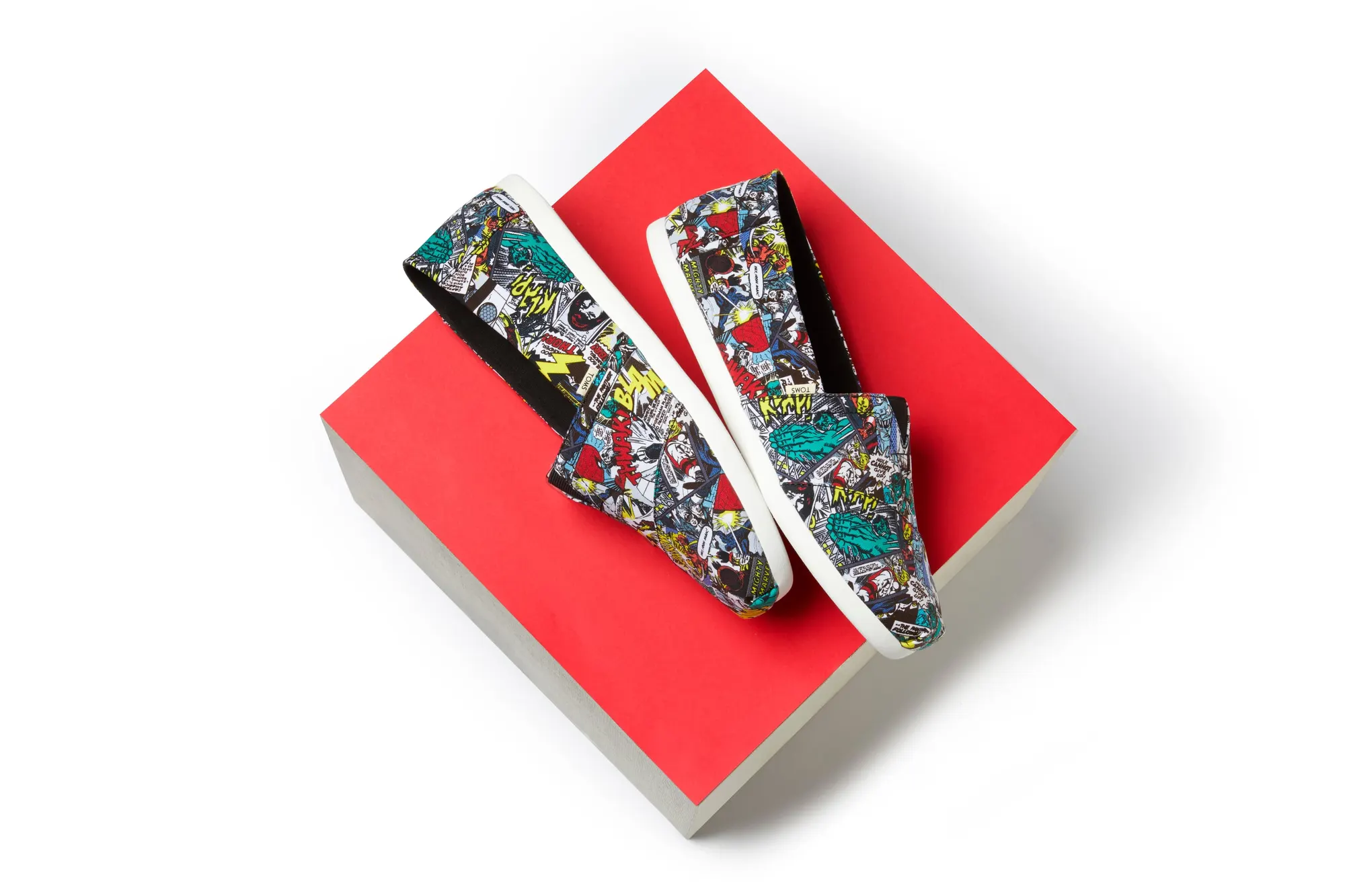 Marvel Teams Up With TOMS for Brand New Shoe Collection display picture 2