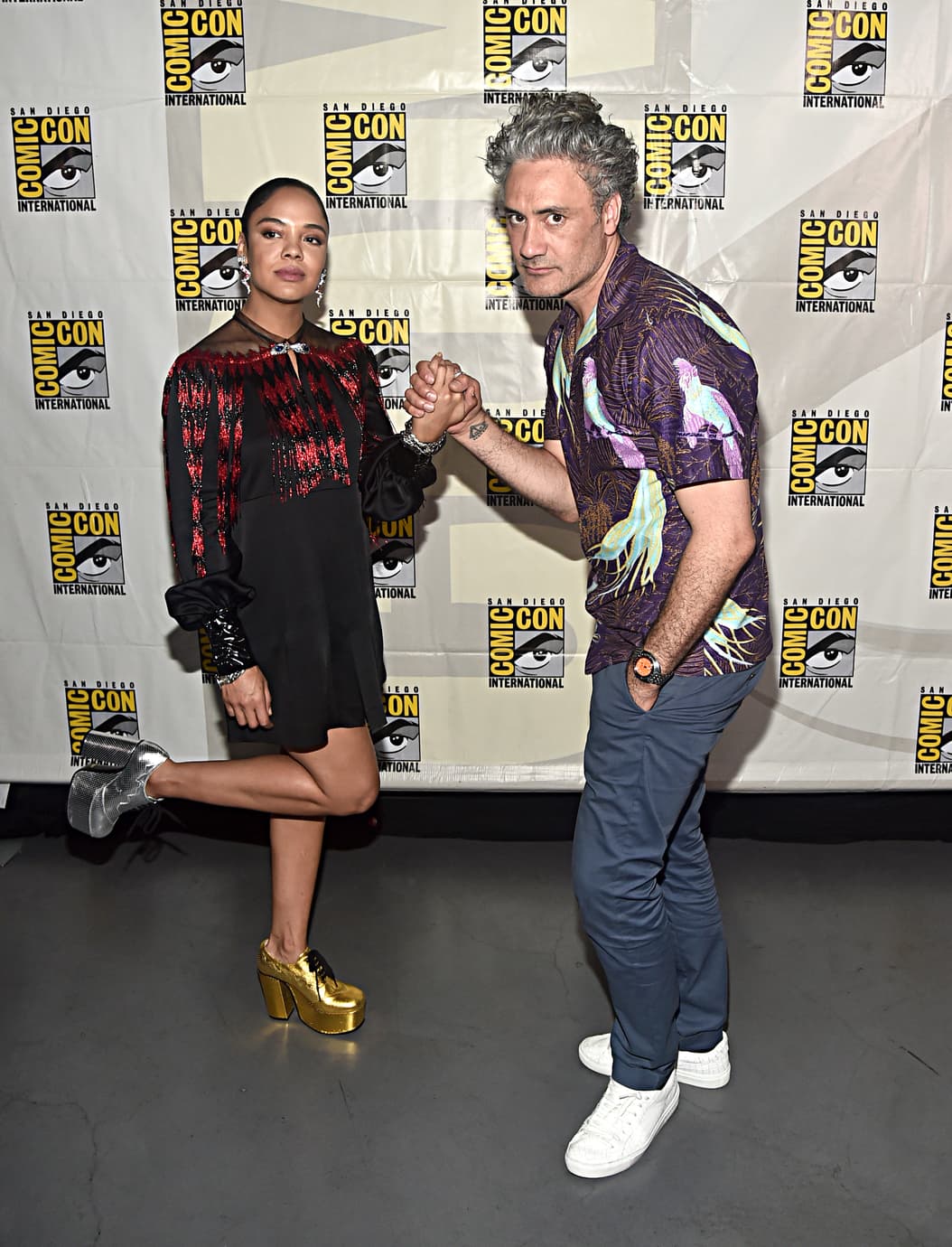 Tessa Thompson and Taika Waititi 