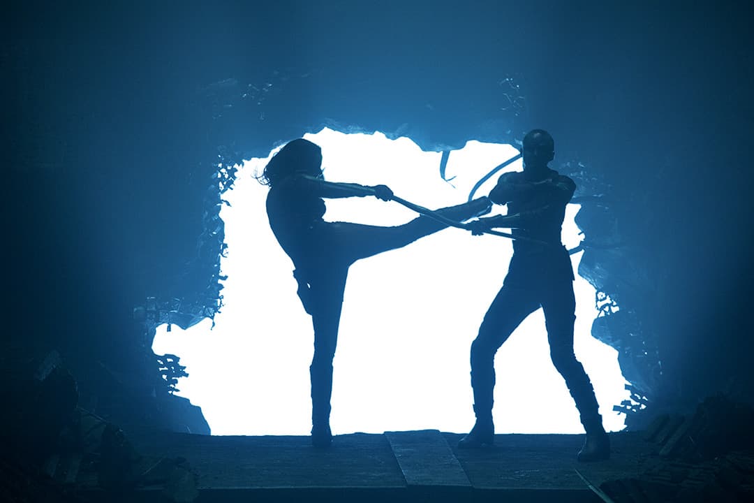 Nebula and Gamora fighting