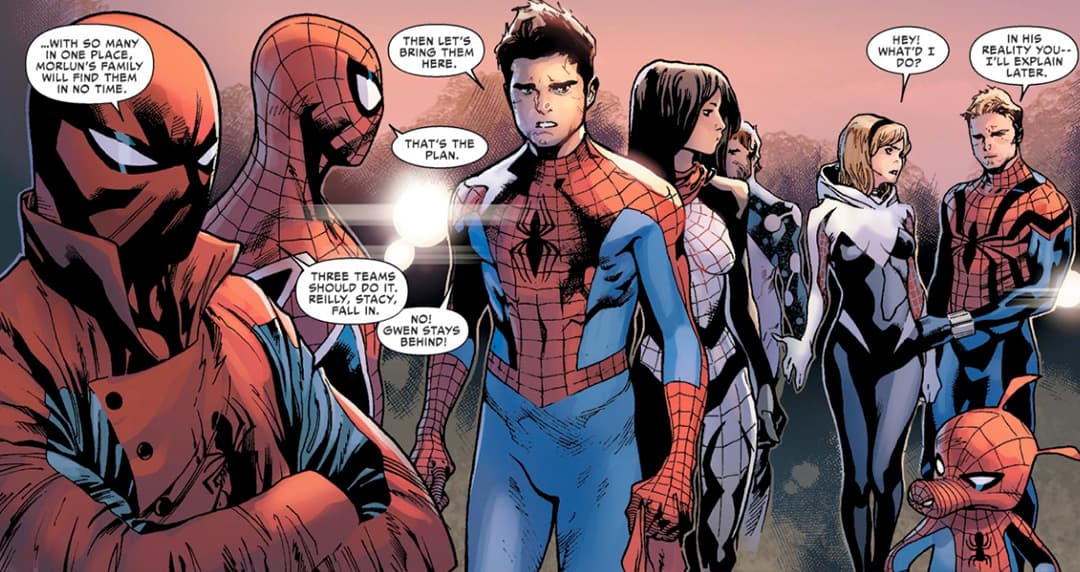 Gwen talking with Peters from alternate Universes