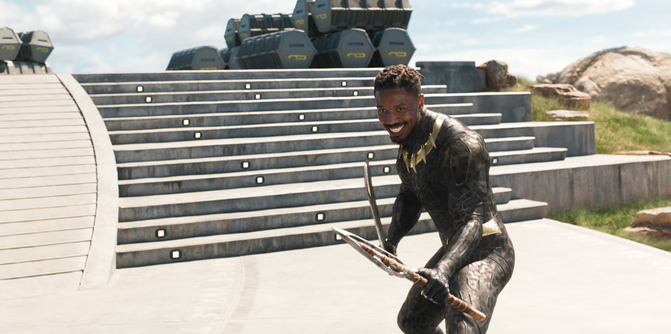 Killmonger with weapons