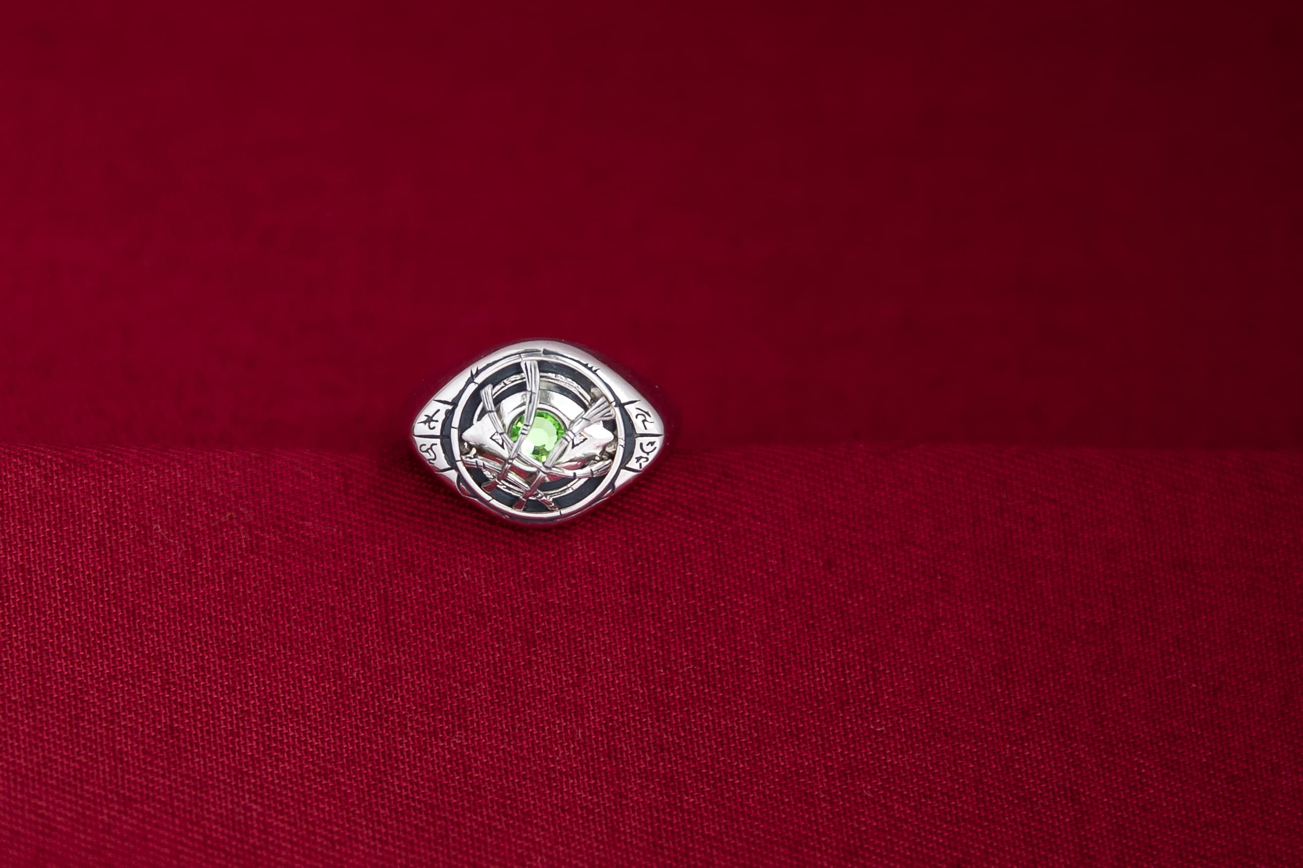 Marvel X RockLove Eye of Agamotto Signet Ring / shop it <a href=https://www.rocklove.com/products/marvel-x-rocklove-doctor-strange-eye-of-agamotto-signet-ring>here</a>