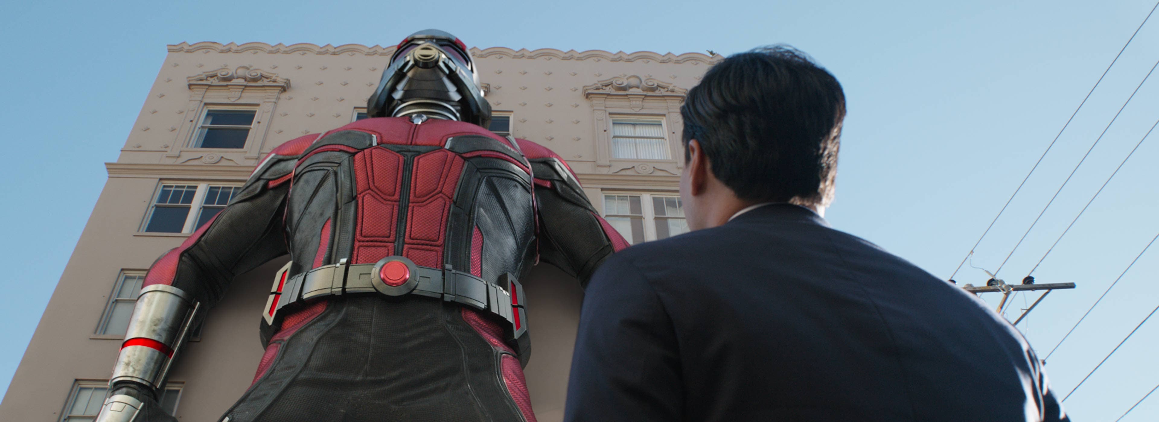 312woo_ons_fea_dsk_01