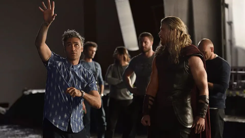 Thor Ragnarock Team Get Your First Look at Marvel Studios’ ‘Thor: Ragnarok’ In A New Photo ...