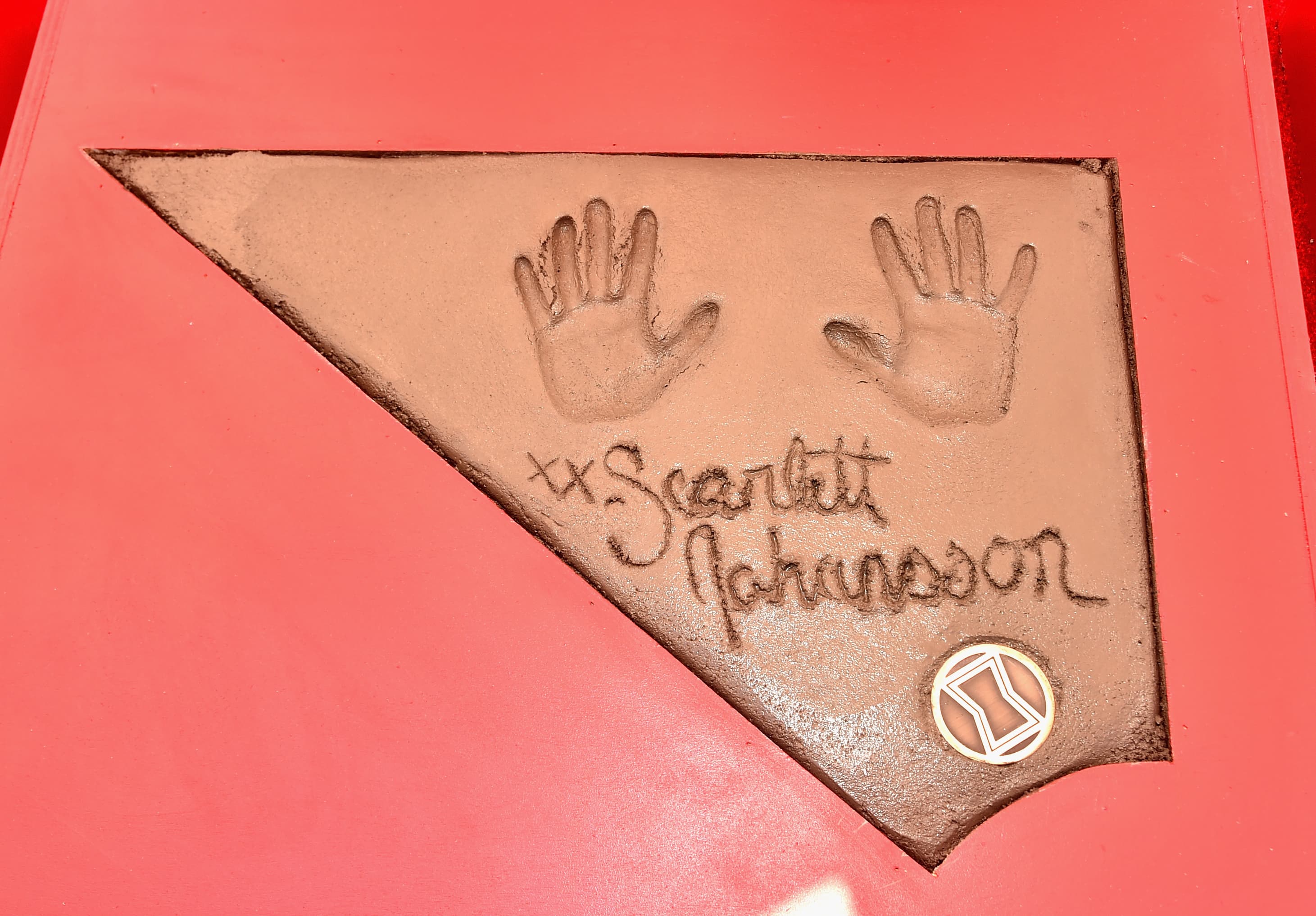 'Avengers: Endgame' Stars Place Handprints in Cement