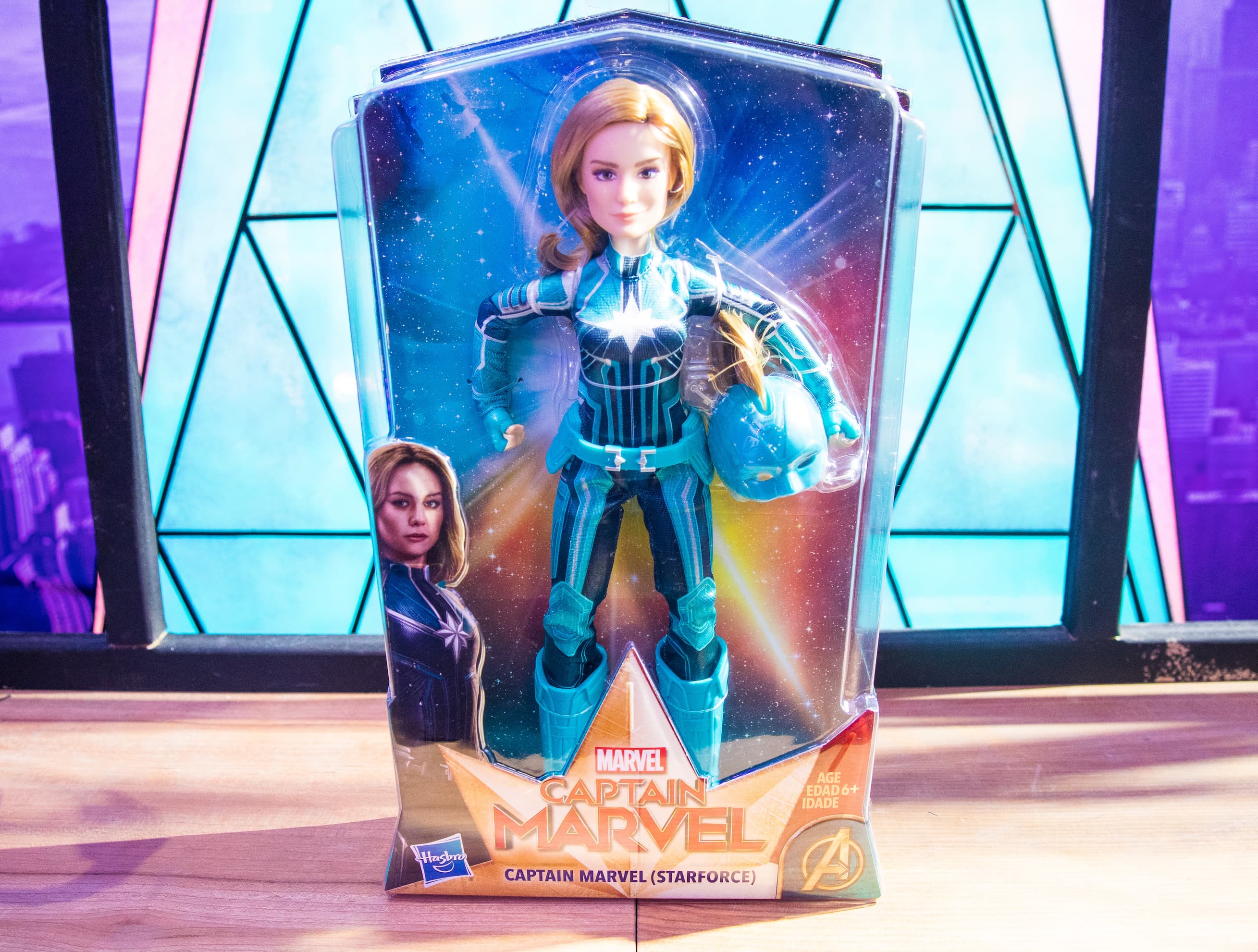 CAPTAIN MARVEL STARFORCE SUPER HERO DOLL 