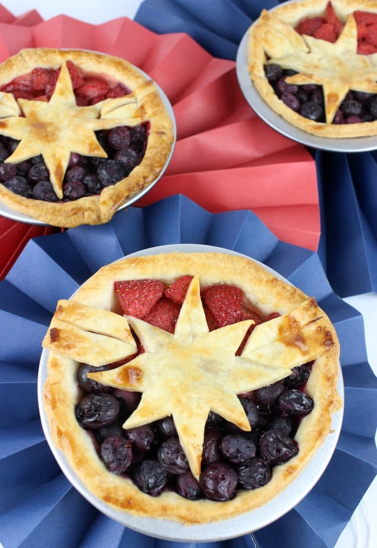 Marvel Rising - Captain Marvel pies