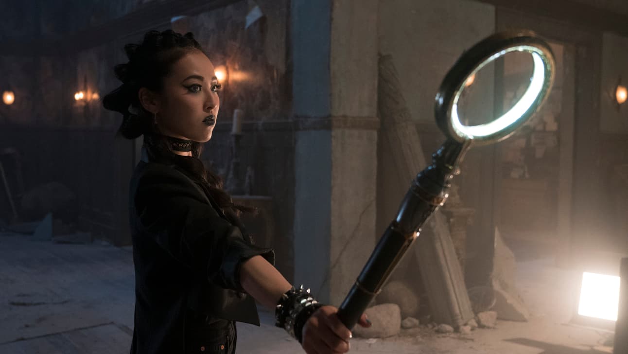 Marvel&#39;s Runaways - Nico Minoru (Lyrica Okano)