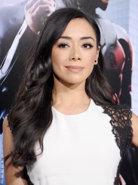 Aimee Garcia (“Lucifer,” ”El Chicano,” “Dexter”) as Jodie 