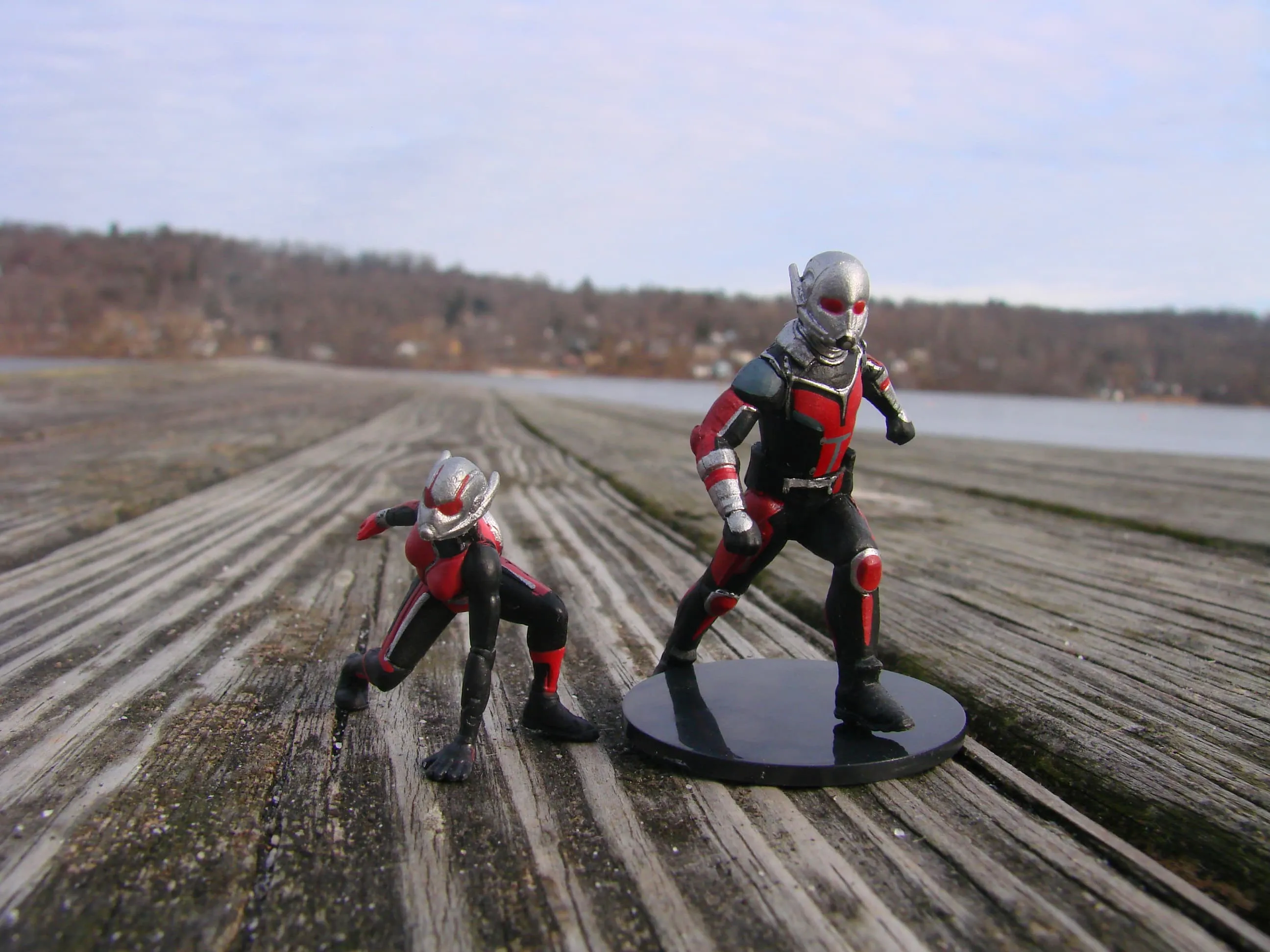 ダイヤモンドセレクト　アントマン&ウェープス Diamond Select Ant-Man and The Wasp Exclusives Fly Into Stores