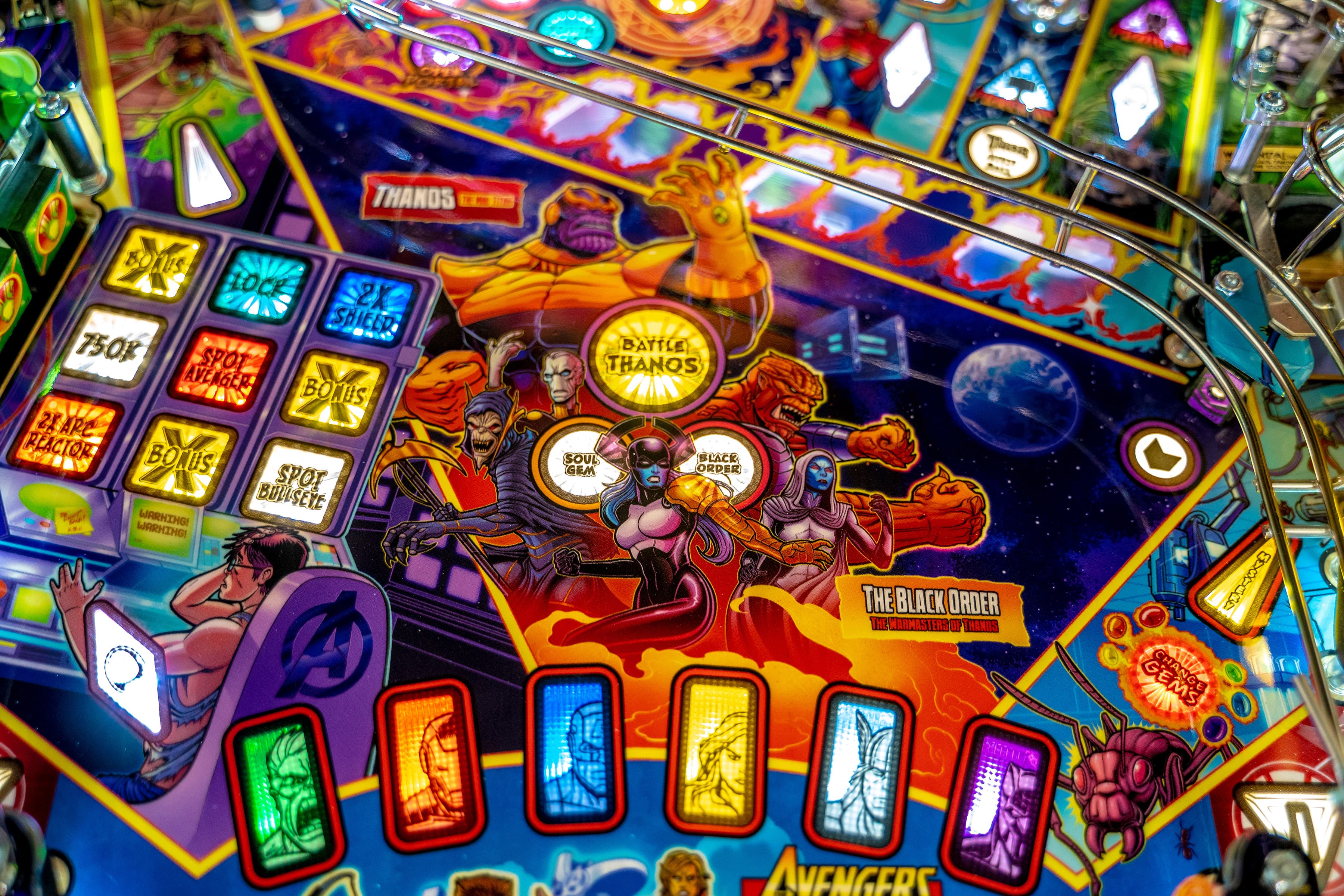 AVENGERS: INFINITY QUEST Limited Edition Model