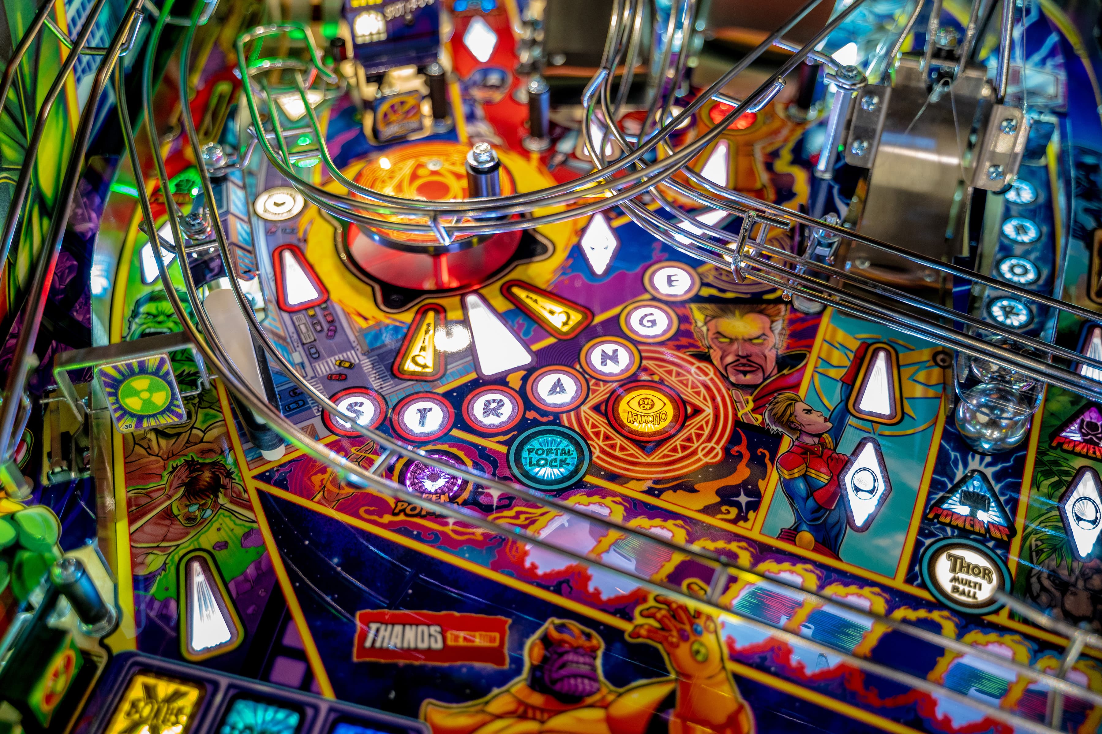 AVENGERS: INFINITY QUEST Limited Edition Model