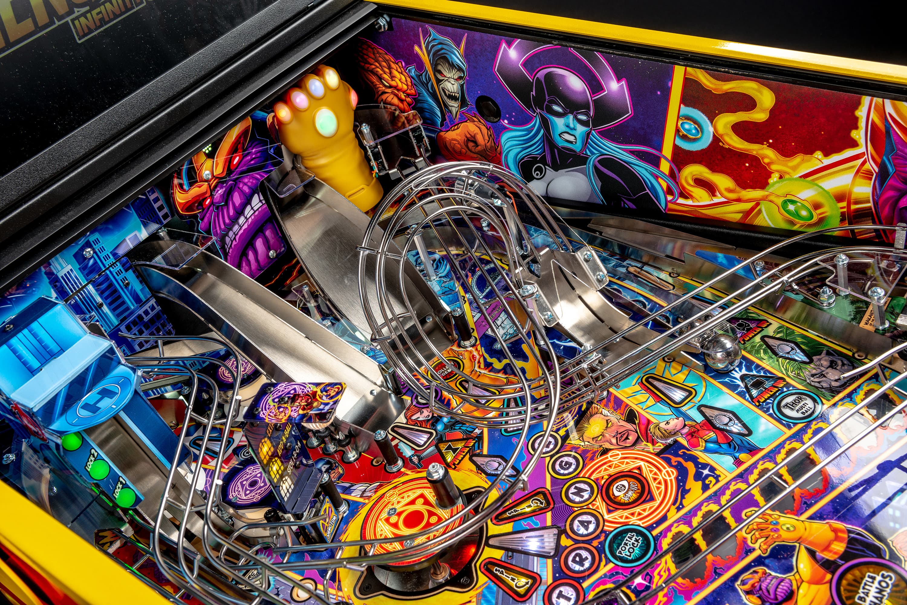 Avengers: Infinity Quest pinball