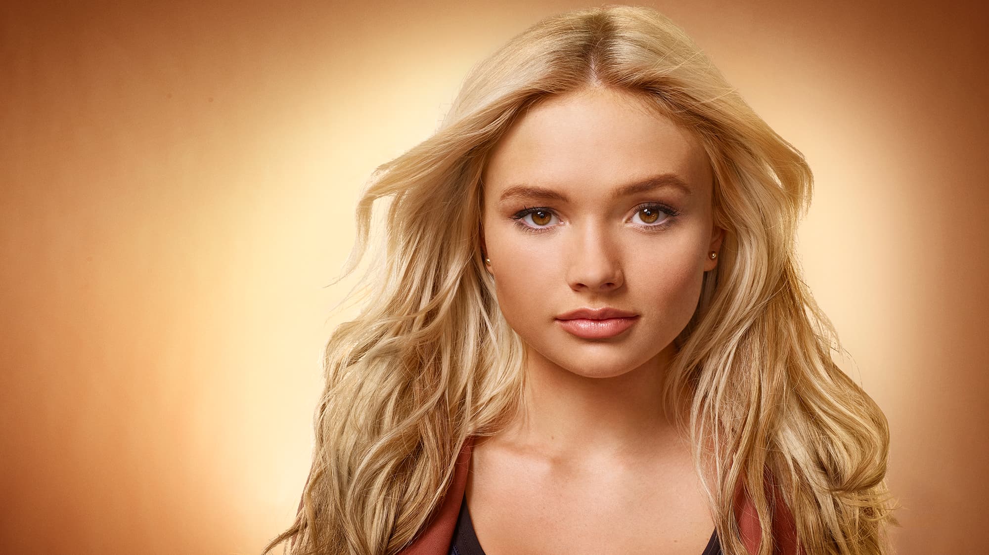 Natalie Alyn Lind in The Gifted