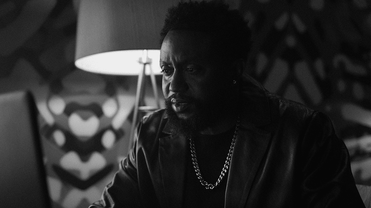 Byron Bowers as DeMarr "Doorman" Davis in 'Wonder Man'